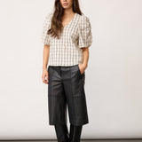 BisoCC Check SS V-Blouse - Off-White