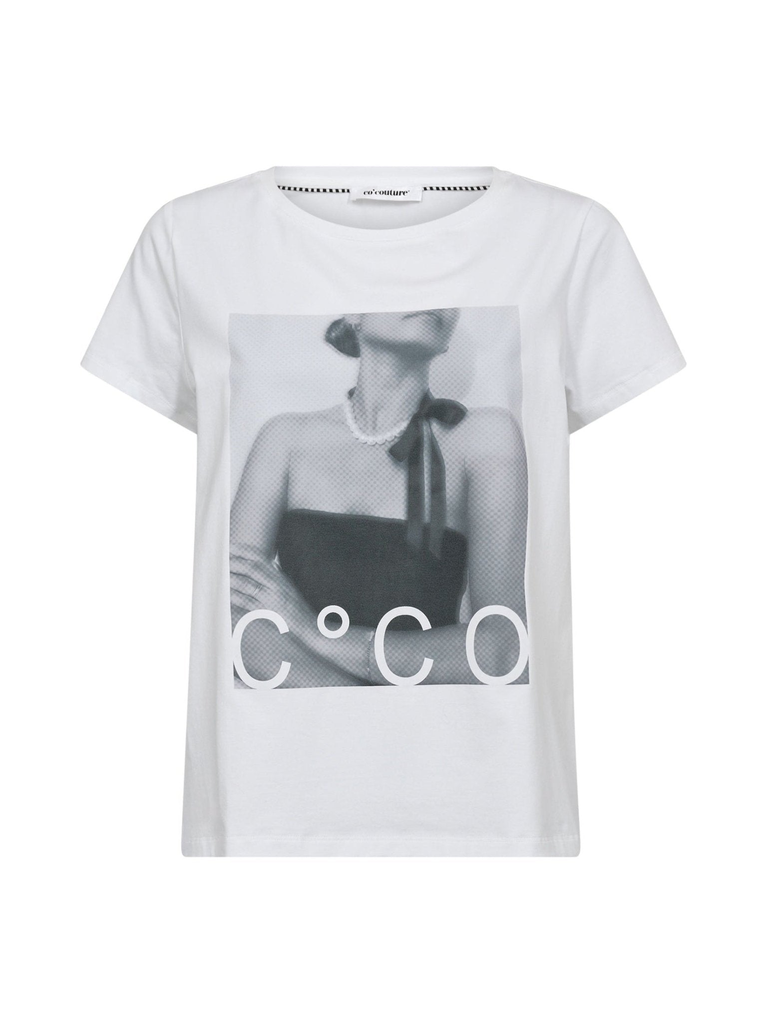 SiaraCC Pearl Necklace Tee - White - Co'couture